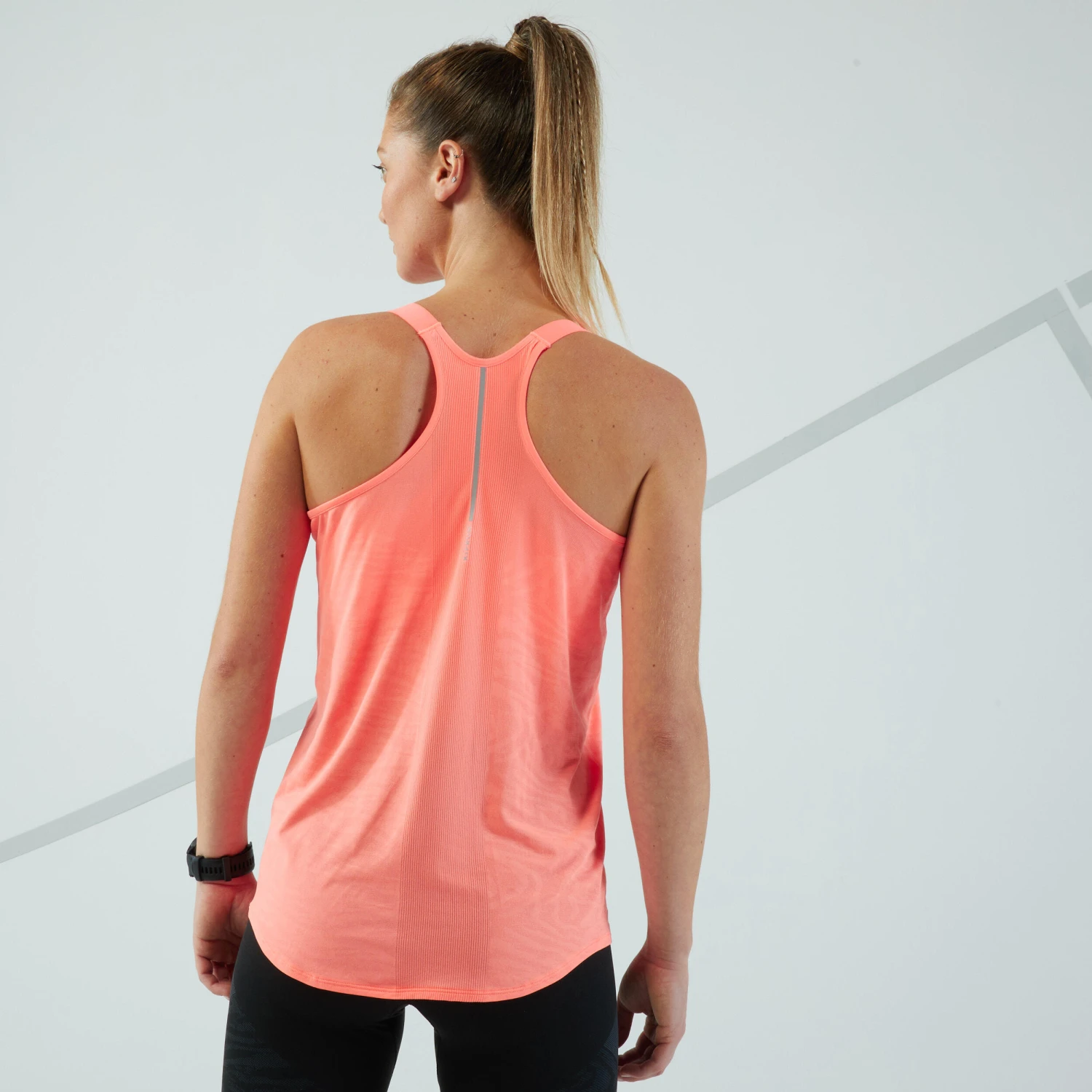 KIPRUN CARE Women's Running Tank Top With Built-in Bra - Image 15