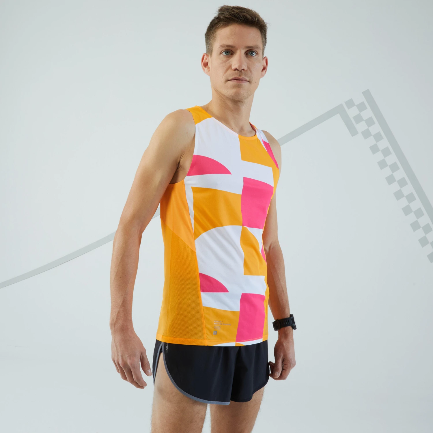 KIPRUN MEN'S BREATHABLE RUNNING TANK TOP - Image 19